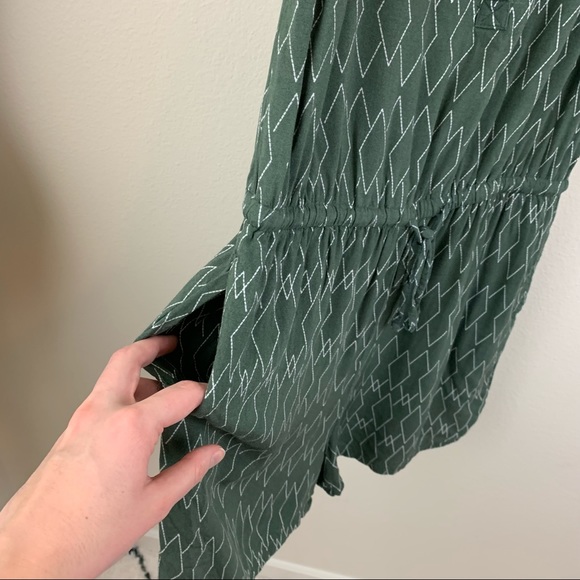 ✨5 FOR $25✨  Merona Green Pattern Sleeveless Drawstring Romper - Picture 2 of 9